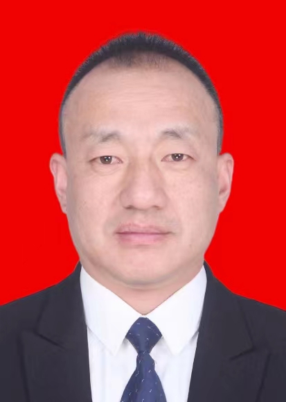 理事      郭郁宏